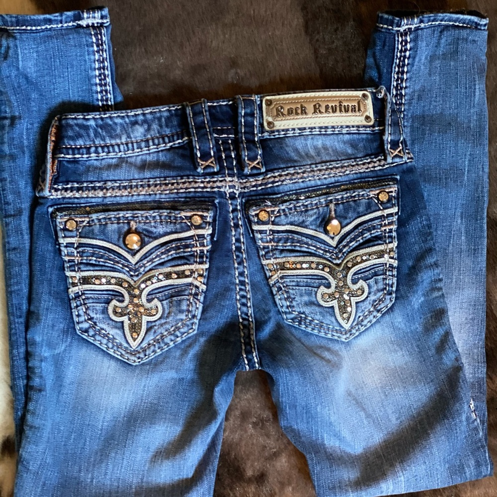 Rock revival jeans 23